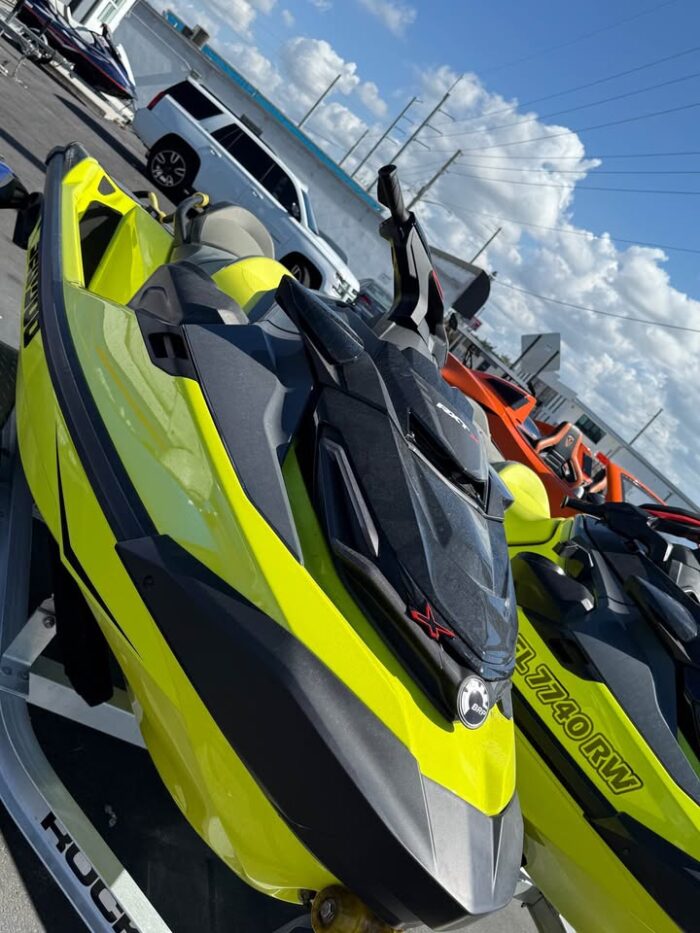 2019 Seadoo rxtx300 snd system premium color