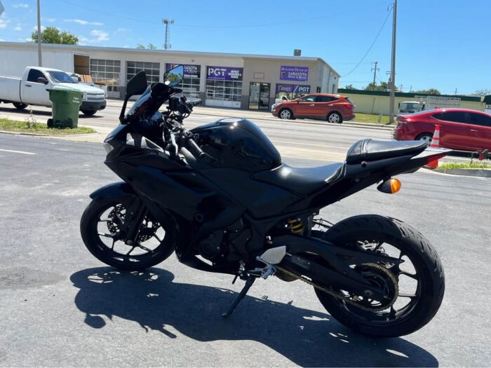 2017 Yamaha yzfr - Image 3