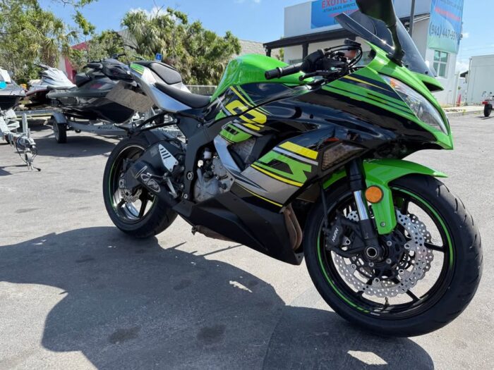 2018 Kawasaki ninja zx-6r 636 krt edition - Image 2