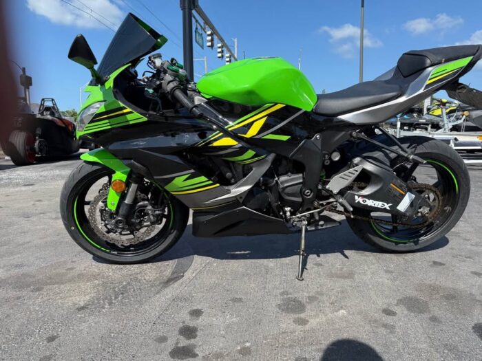 2018 Kawasaki ninja zx-6r 636 krt edition - Image 6