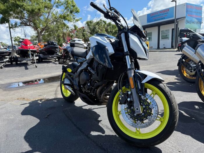 2023 Cf moto 650 NK - Image 4