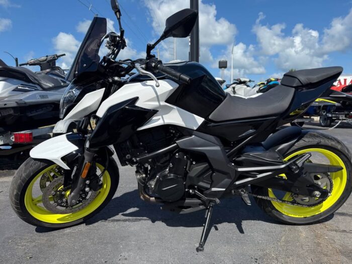 2023 Cf moto 650 NK - Image 2