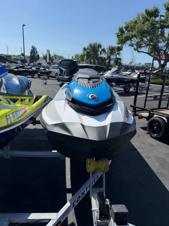 2023 Seadoo fishpro scout 230 - Image 2