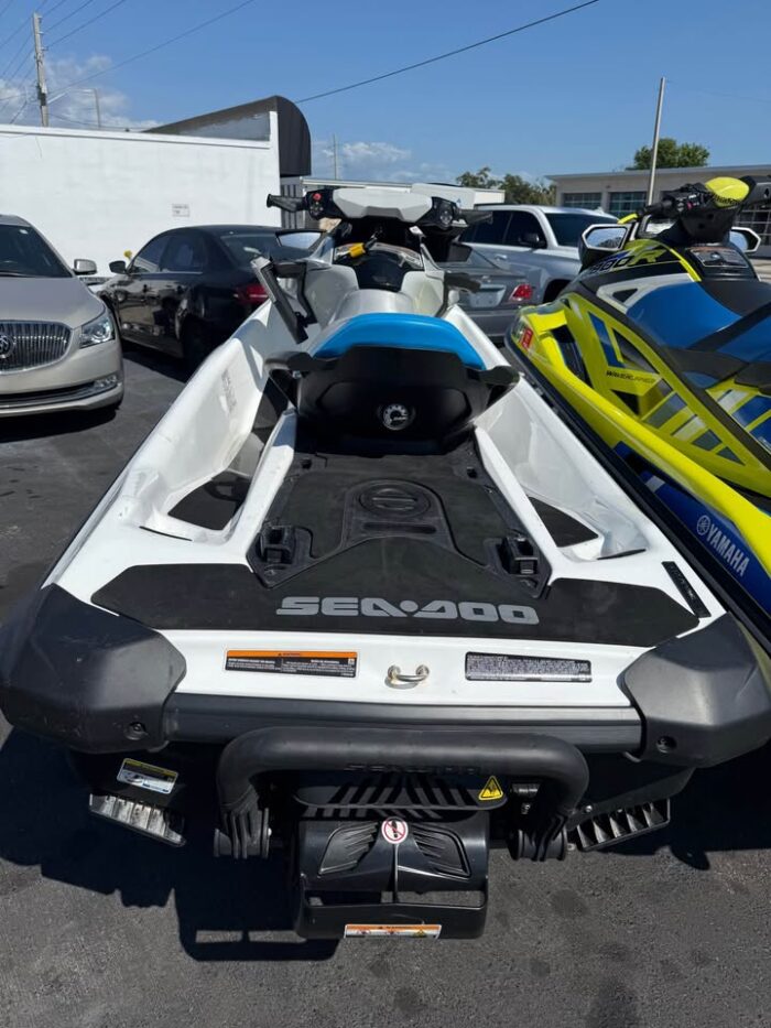 2023 Seadoo fishpro scout 230 - Image 3