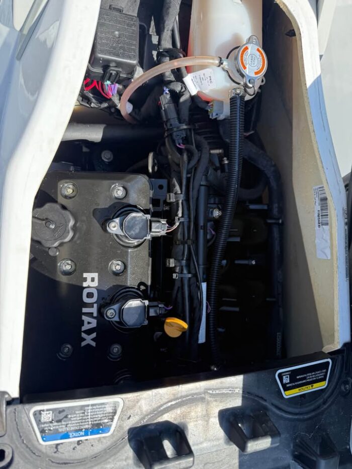 2023 Seadoo fishpro scout 230 - Image 4
